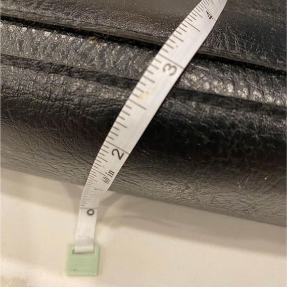 Cornell | Shoulder strap purse I Black and gold details - Picture 8 of 9